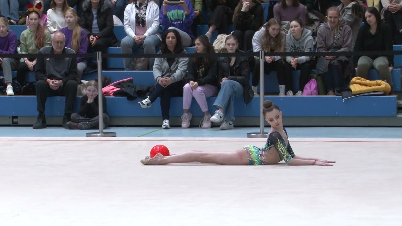 Lada Pusch, Ball, GER
