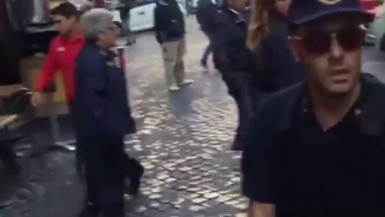 Sfratto a Roma, irruzione e arresti da parte della polizia