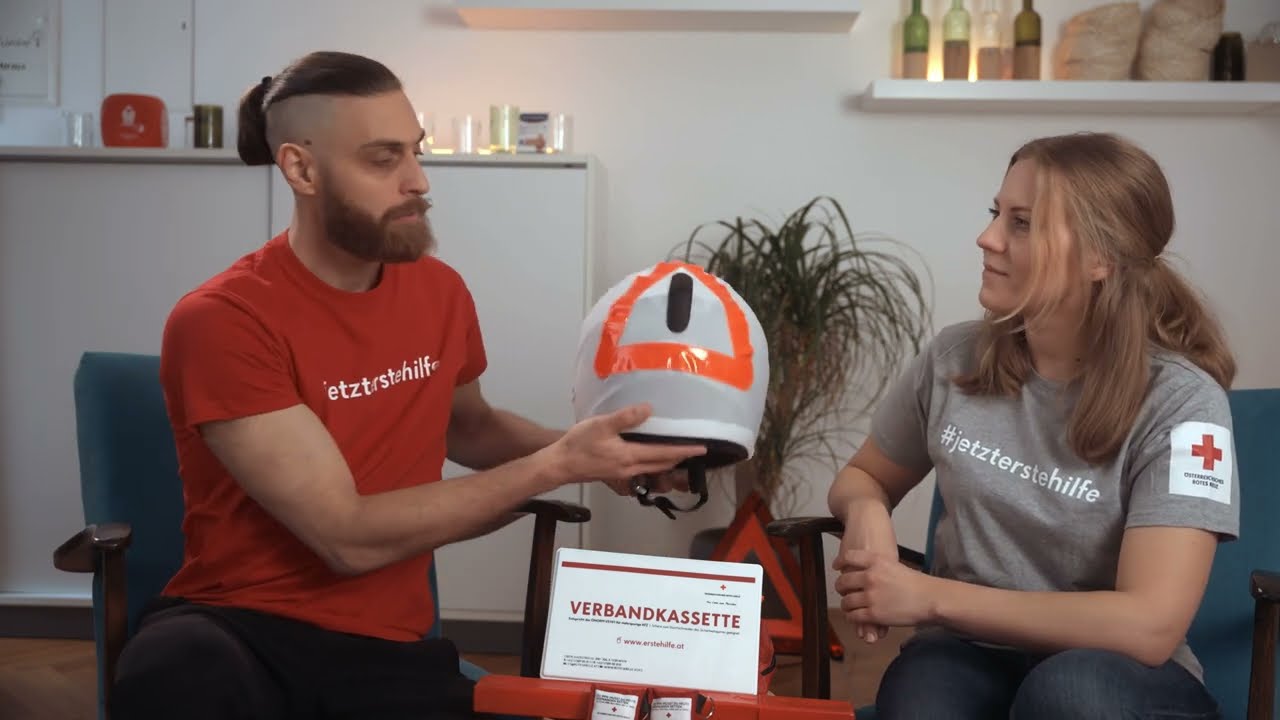 Erste Hilfe: Was tun bei einem Verkehrsunfall?