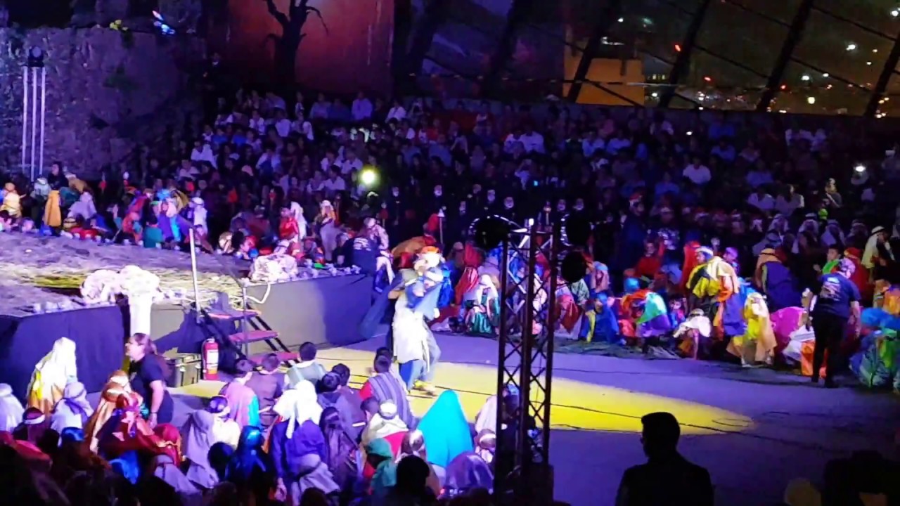 Colegio Salesiano Don Bosco Guatemala - Viacrucis - Simón de Cirene