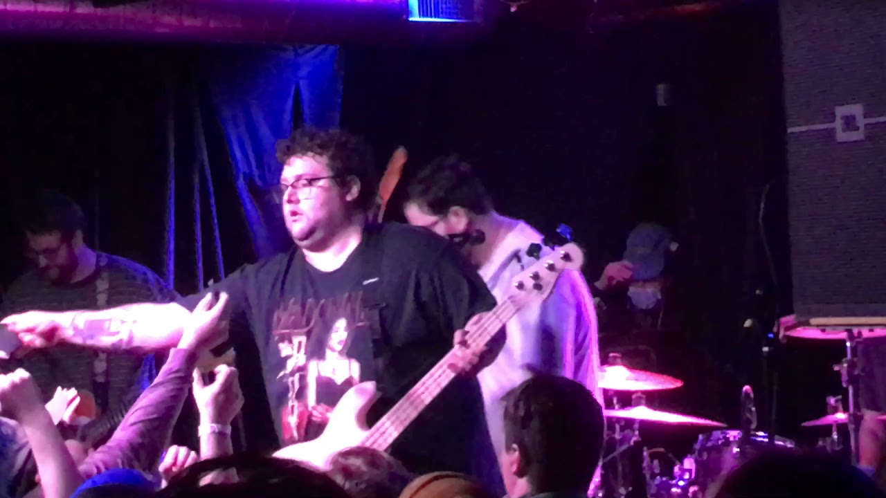 [PBF] Mom Jeans - November 13, 2021 (The Loving Touch, Ferndale, MI)