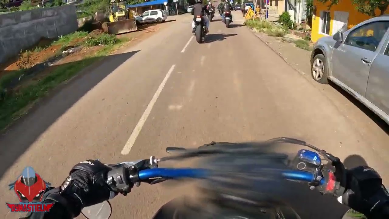 Ça chauffe le dimanche à Mayotte - MT07