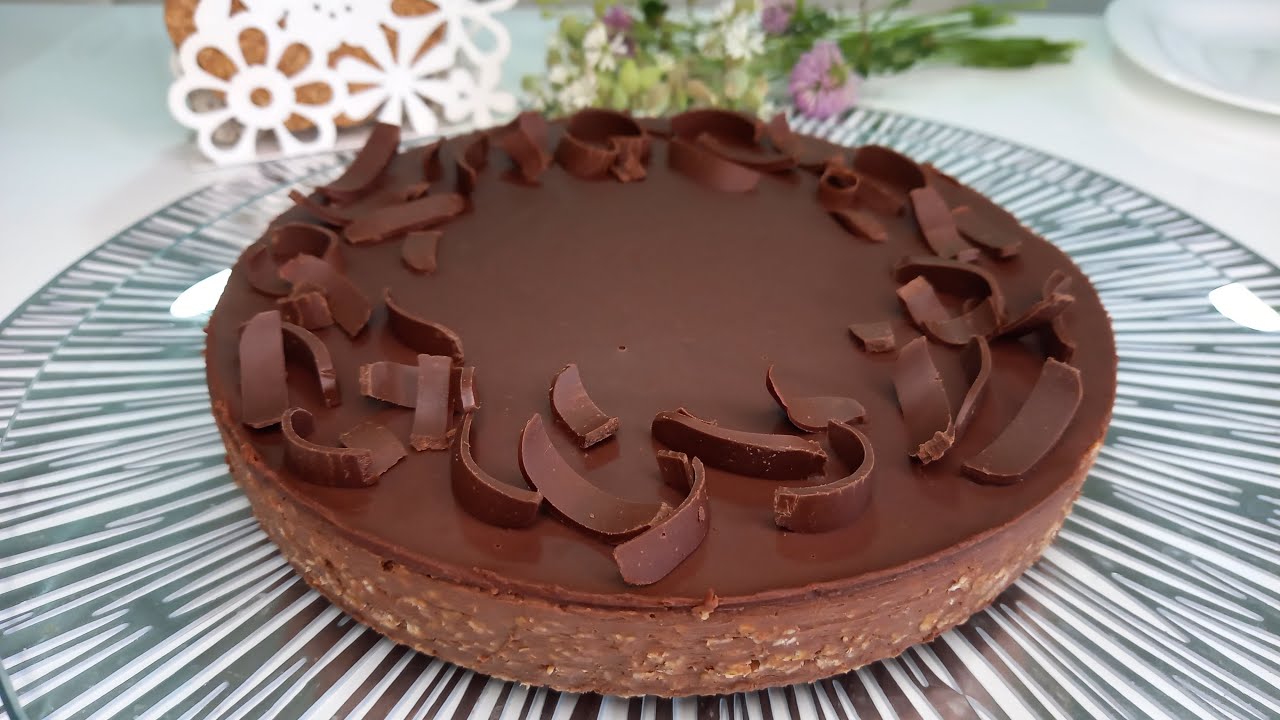 3 sastojka i 5 minuta vremena!Bez jaja, brašna i pećnice!Čokoladna torta-Chocolate cake in 5 minutes