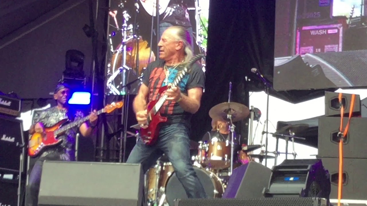 Mark Farner&rsquo;s American Band : Footstompin&rsquo; Music - Cannafest 2018
