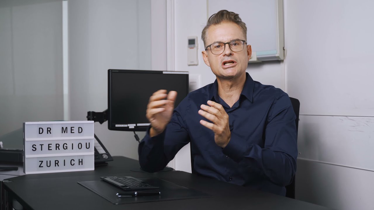 Kann ich meine HÄNGENDE Brust mit Eigenfett korrigieren lassen? | Dr. Stergiou - Schönheitschirurgie