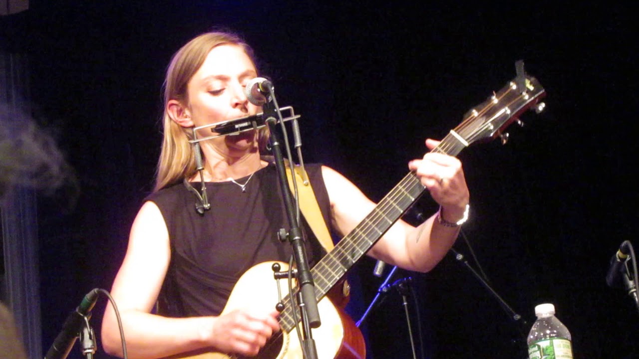 Eilen Jewel    