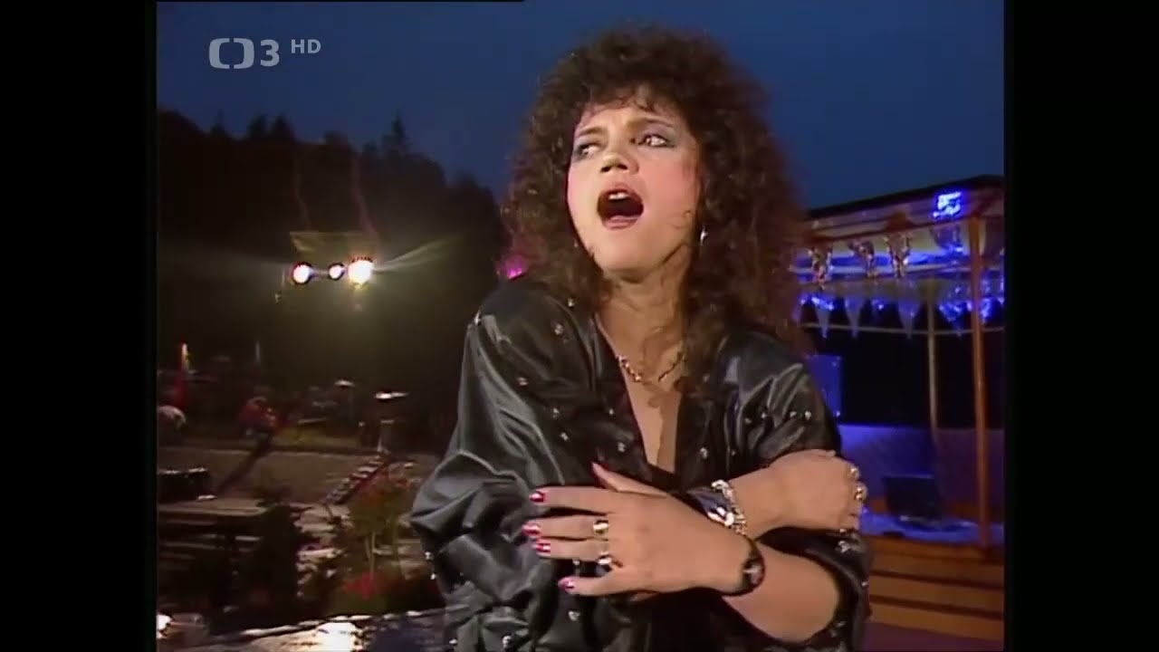 Lucie Bílá 1988 Příležitostná [ČST 25.6. 1988 Jedeme dál - Slušovice]