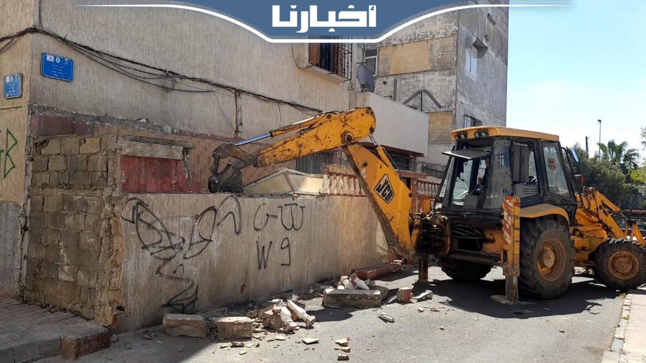 أقوى حملة.. السلطات المحلية بالحي المحمدي تستعمل جميع الوسائل لتحرير الملك العمومي  دون تساهل