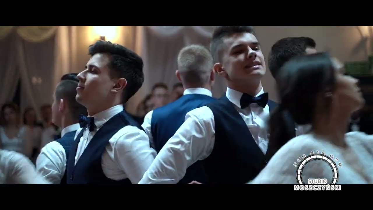 Walc wiedeński Studniówka 2022 Prom ZS4 Mława - Kamil Bednarek 