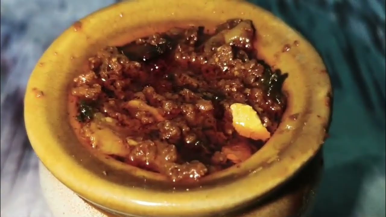 కాకరకాయ నిలవ పచ్చడి #kakarakaya #bittergourd #kakarakayarecipe #pachadi #shorts #viral #shortvideo