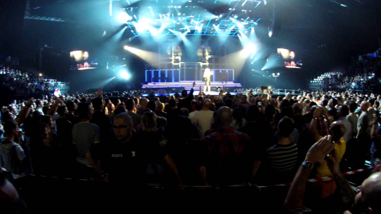 Kylie Minogue Kiss Me Once Tour 2014 Montpellier