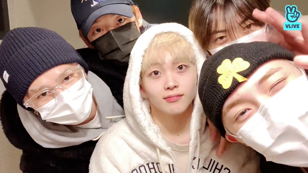 [VLIVE] CRAVITY ‘Hyeongjun’ - I'm here for a second | 220302