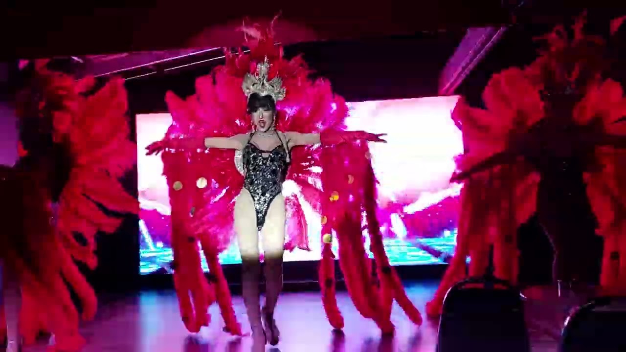 Divas Cabaret Koh Samui, Thailand, part 1