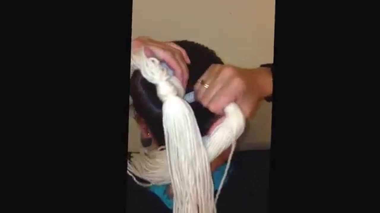 How to put a Navajo Bun in your Hair