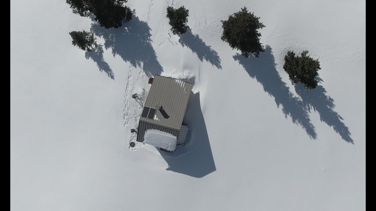 Château-Queyras / Meyries / Alpes/ Drone / DJI MAVIC / Guillestre / Neige /Raquettes / Randonnées