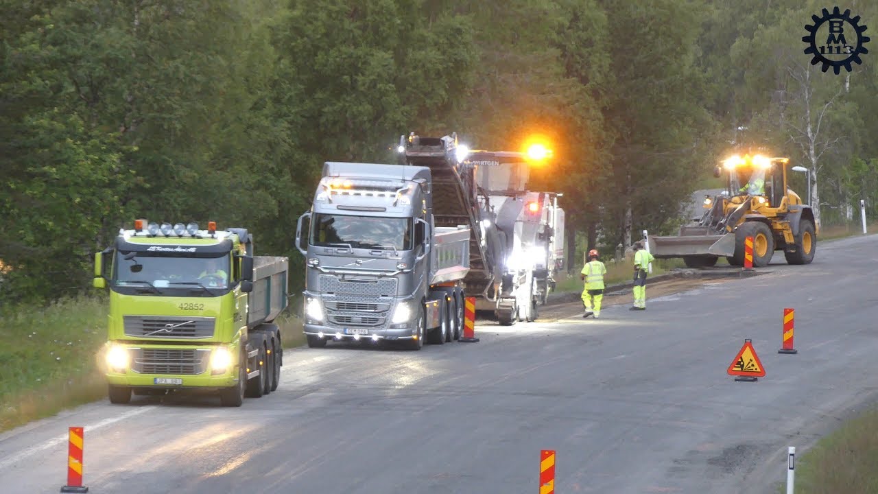 Cold milling by night in the light of the midnight sun A Wirtgen W210I