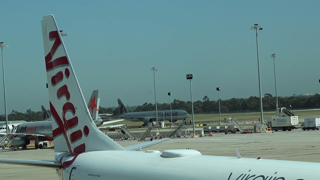 Вызовы диспетчерской службы терминала 3 🛫 JetStar JQ29 ВПП 34 MEL-BKK B787-8 VH-VHK #deanosaviati...