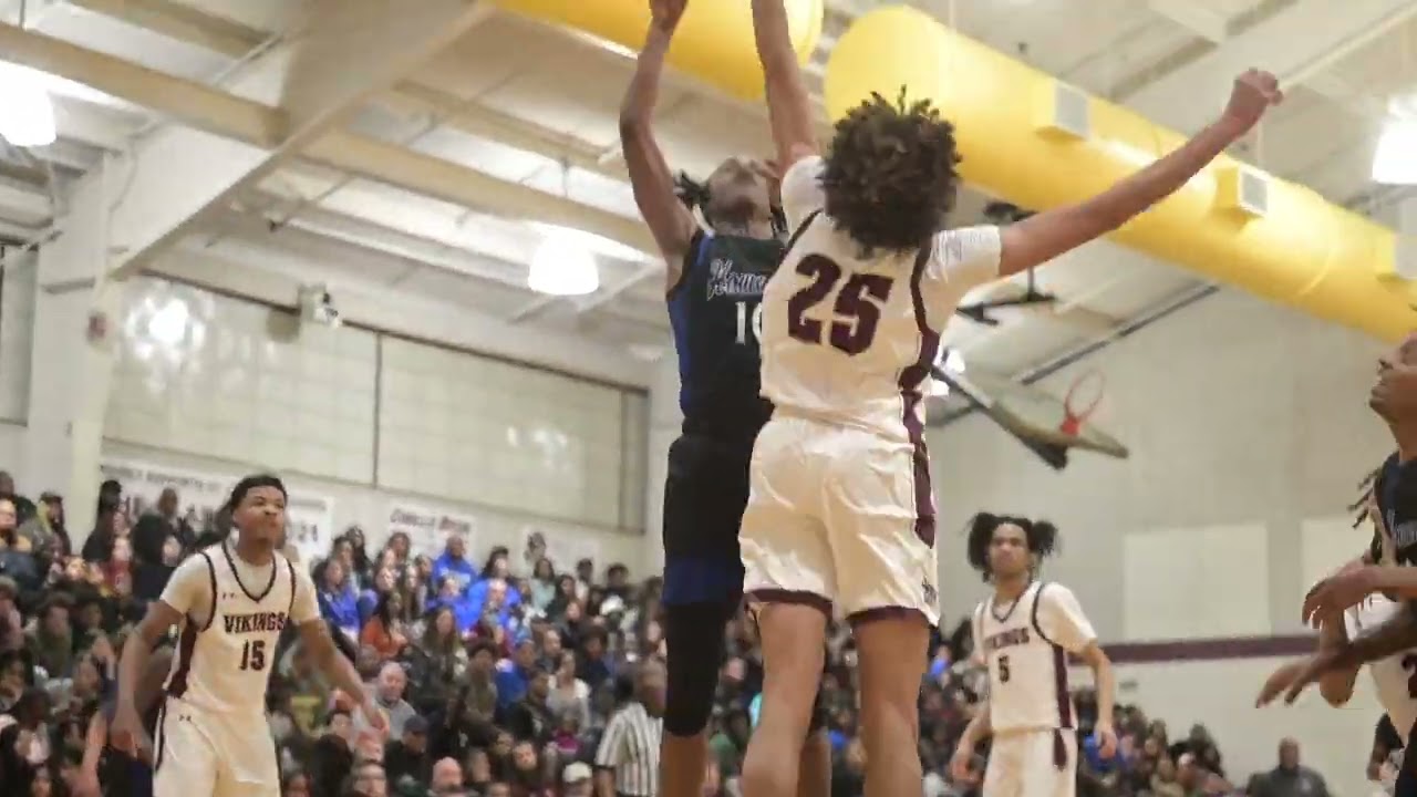 Howard v St E's 2024 DIAA Quarterfinals PLAYOFFS!