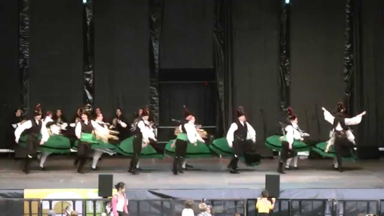 Galician folk dance: Cantiga, Muiñeira Vella e Xota do Muíño