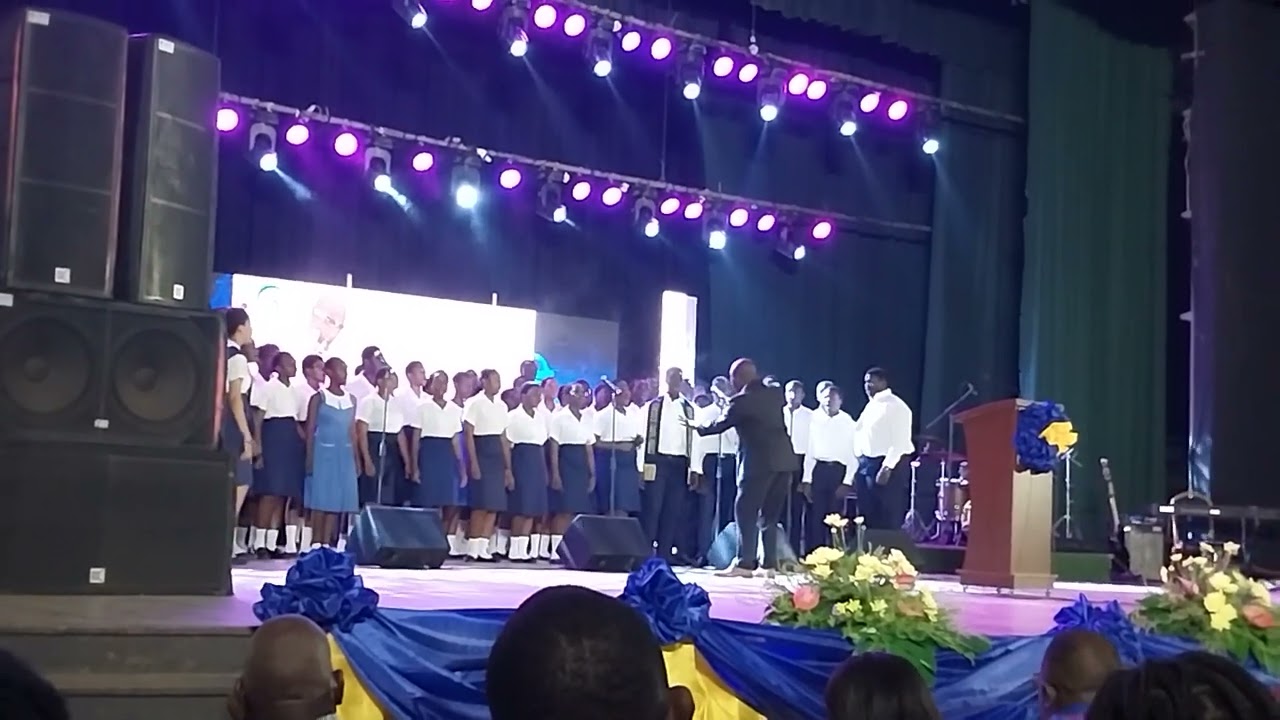 Akosombo International School (AIS) choir performs.