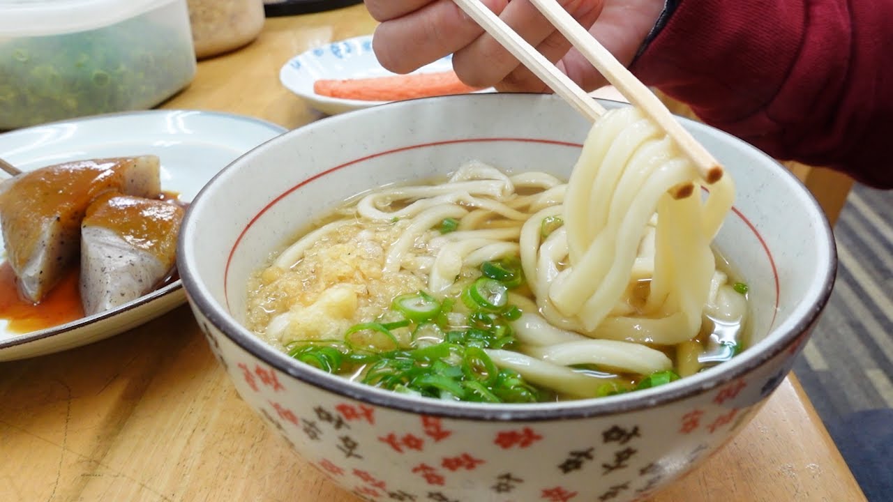 【早朝4時から仕込み始める!!昔ながらの讃岐うどん!!】常連さん御用達の小さな讃岐うどんの名店【川中うどん】香川県まんのう町