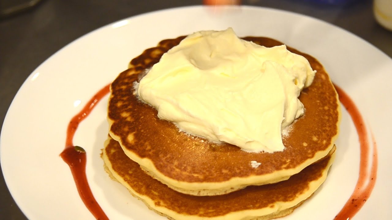 ふわふわ食感と生クリームの相性が神がかっているパンケーキの作り方