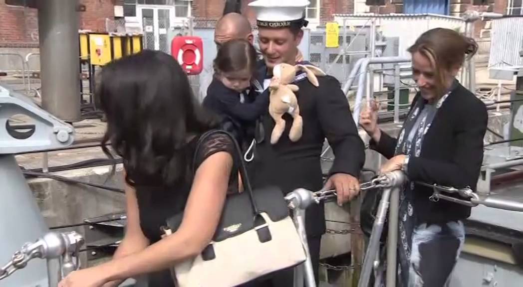 Royal Navy Minehunter HMS Quorn Returns Home 02.09.14