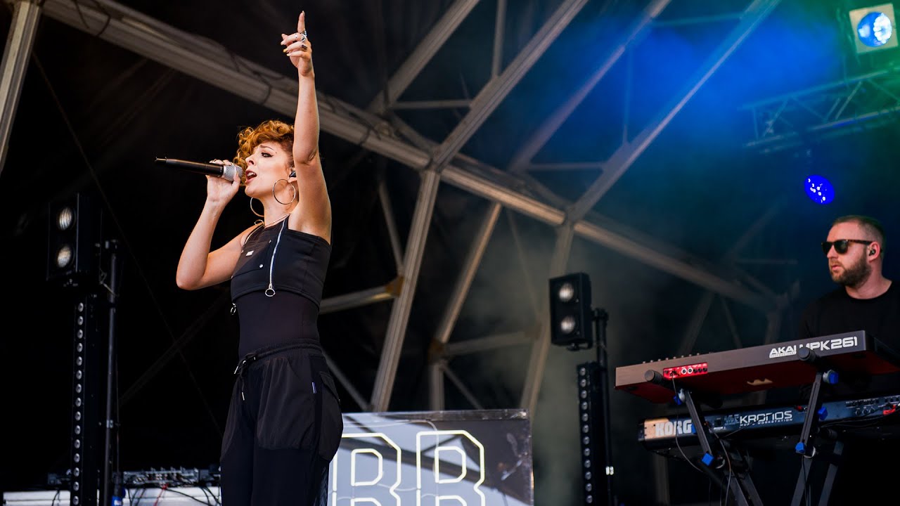 BB Diamond - Feeling (Radio 1's Big Weekend 2016)