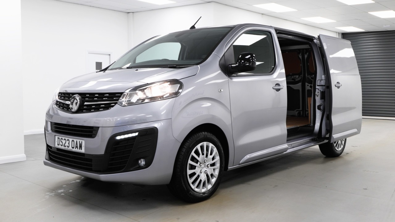 Vauxhall Vivaro 2700 1.5 D Pro Edition 120 BHP L1 SWB in Metallic Quartz Silver - DS23 OAW - VanStar