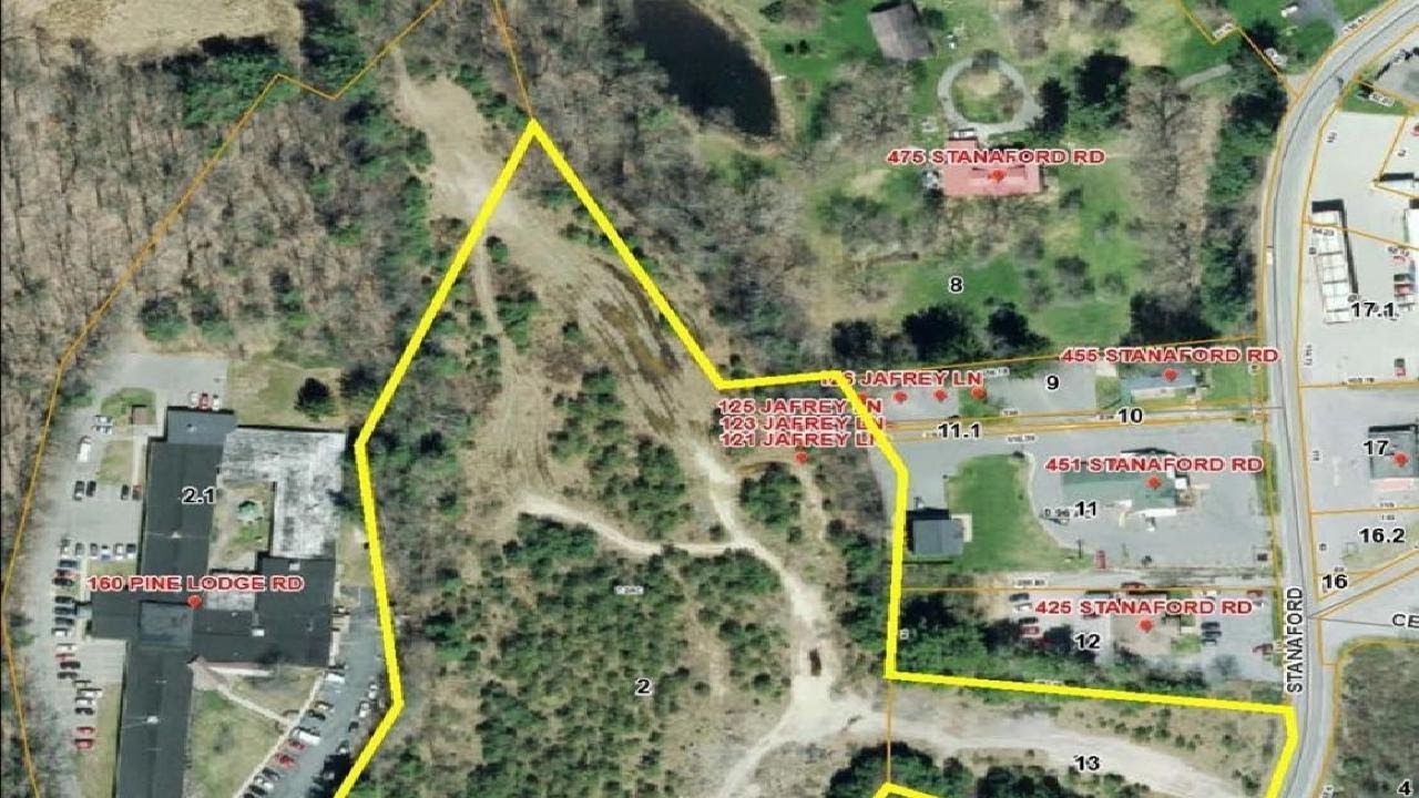 STANAFORD ROAD, BECKLEY, WV Presented by Luke Richmond.