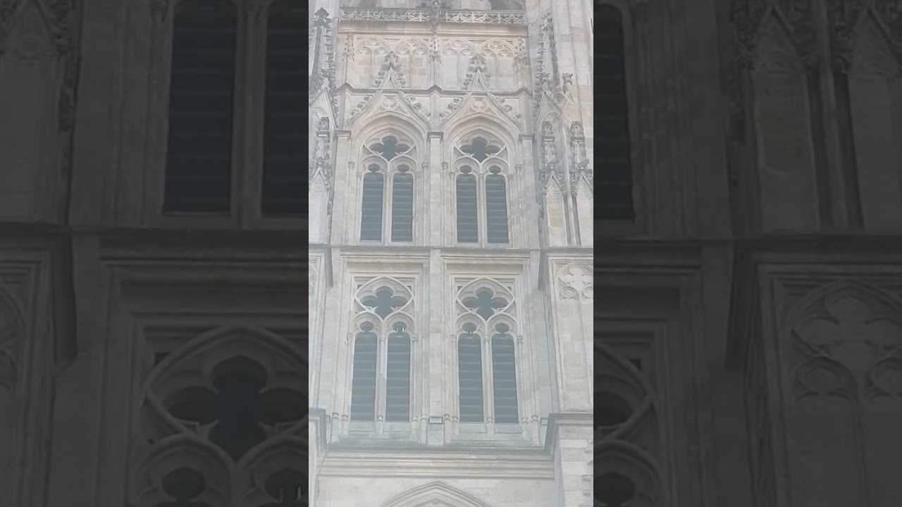 Sonnerie du Jour De Noël du début de la messe à la tour Pey-Berland de Bordeaux