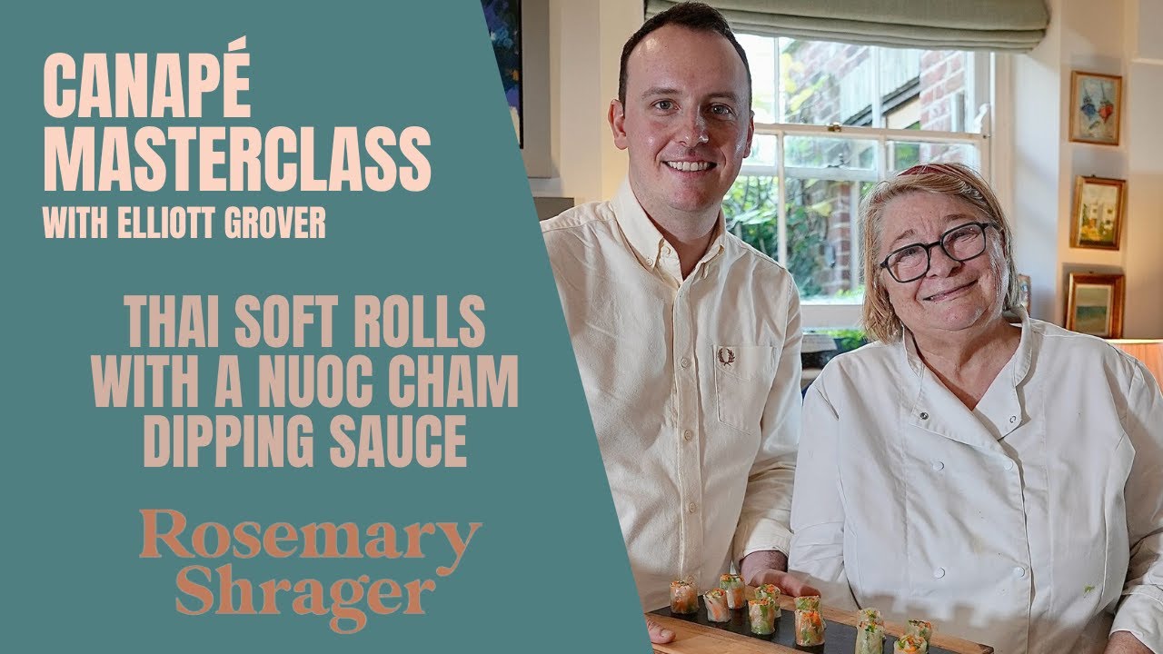 Canapé Masterclass : Thai Soft Rolls, paired with a zesty Nuoc Cham dipping sauce.