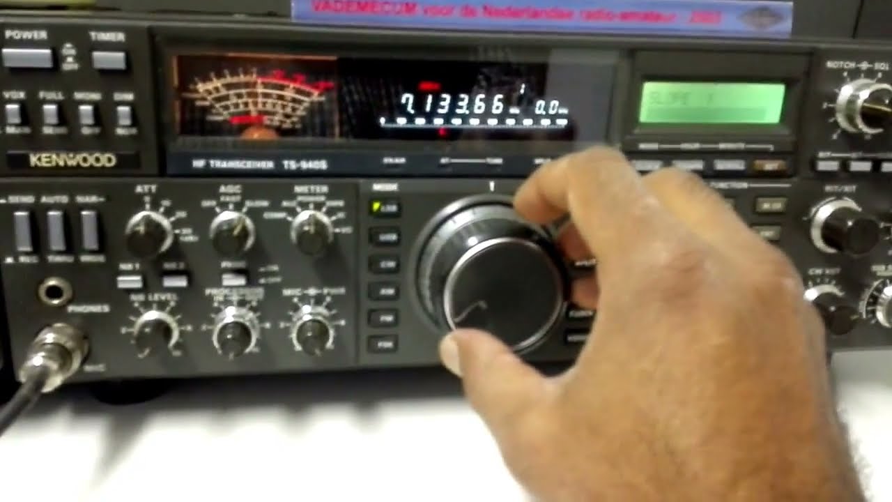Kenwood TS 940S - The Best HF Amateur Band Radio Transceiver especially for Club Operations