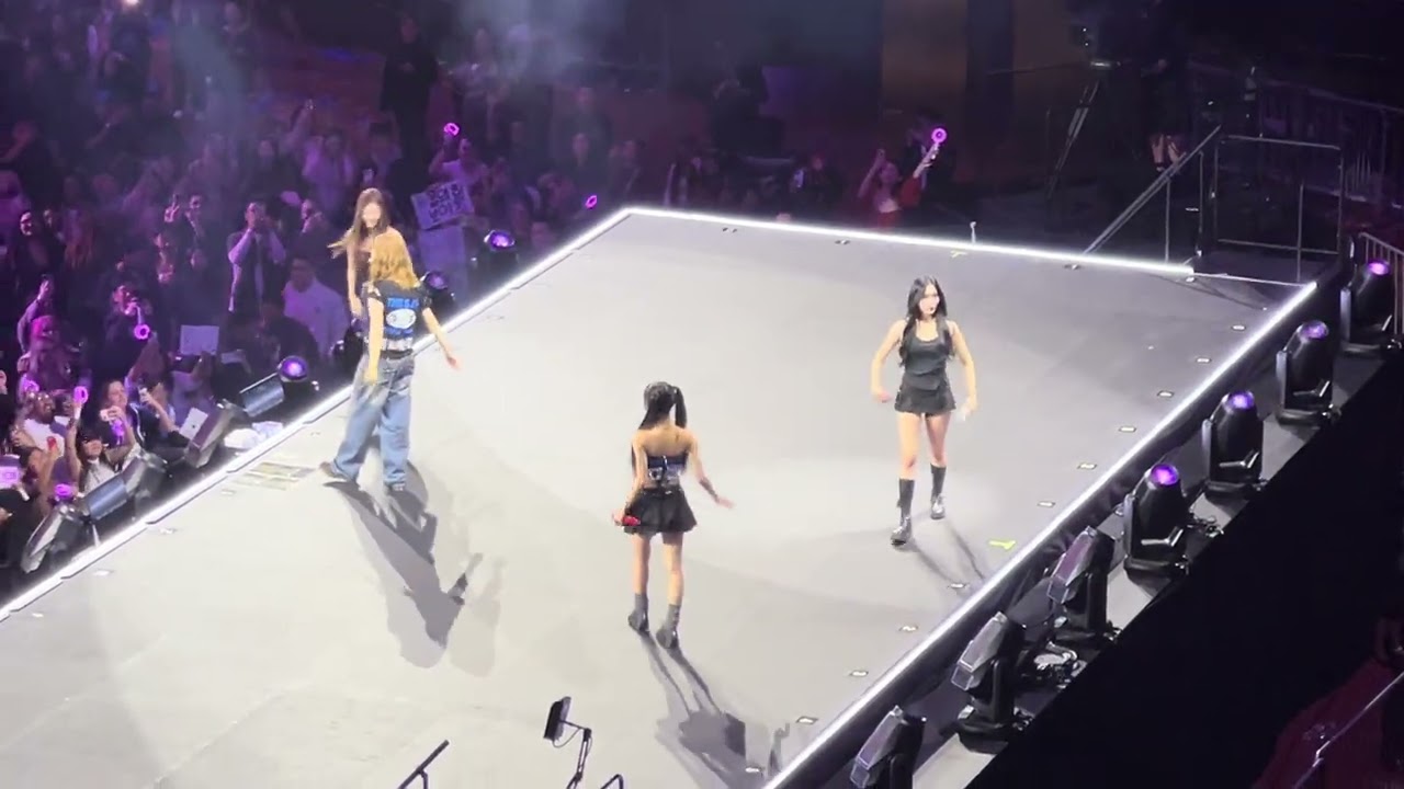 Twice Feel Special Los Angeles 1-21-26