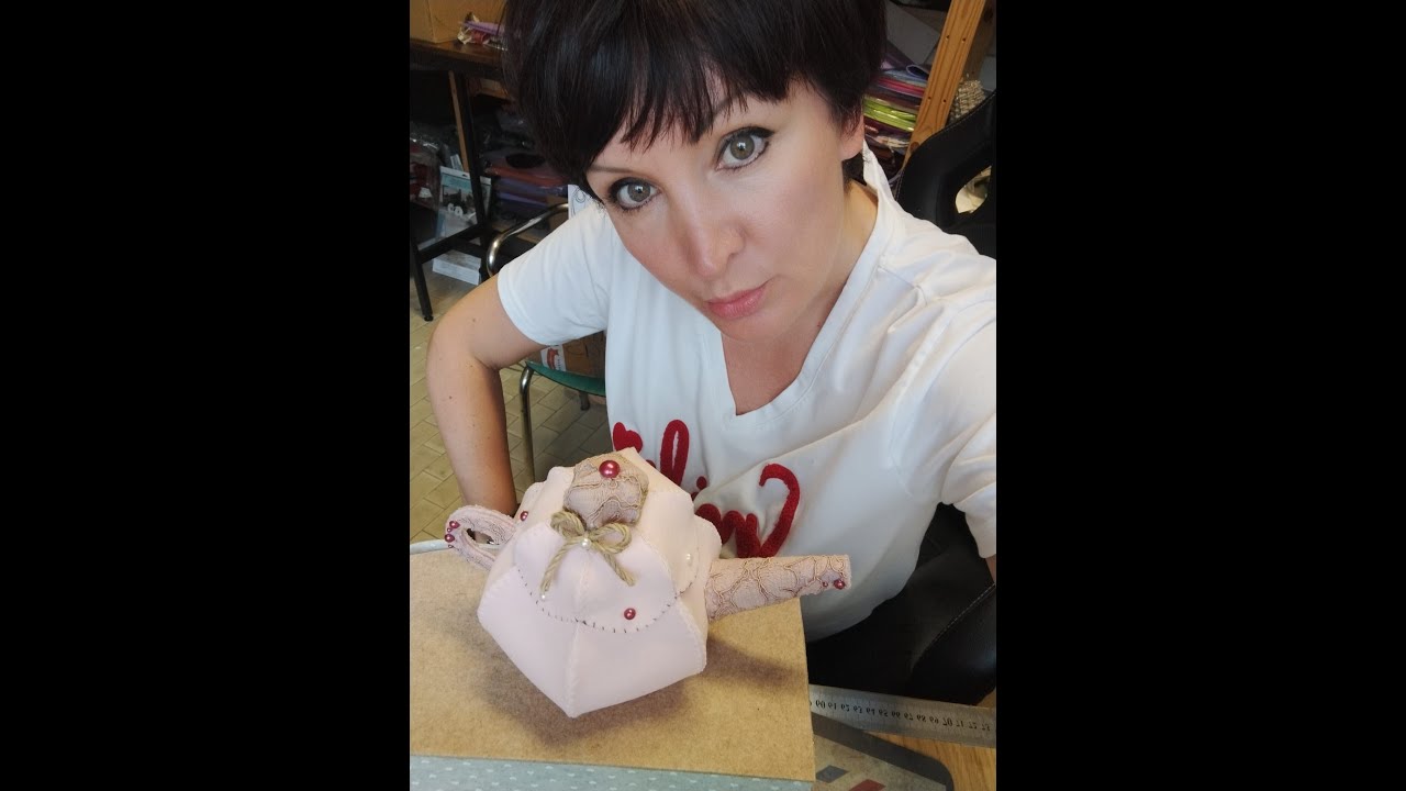 Natale e novità by #fustellomania. Teiera 3D e porta bottiglie #natale #feltro Da diretta FB