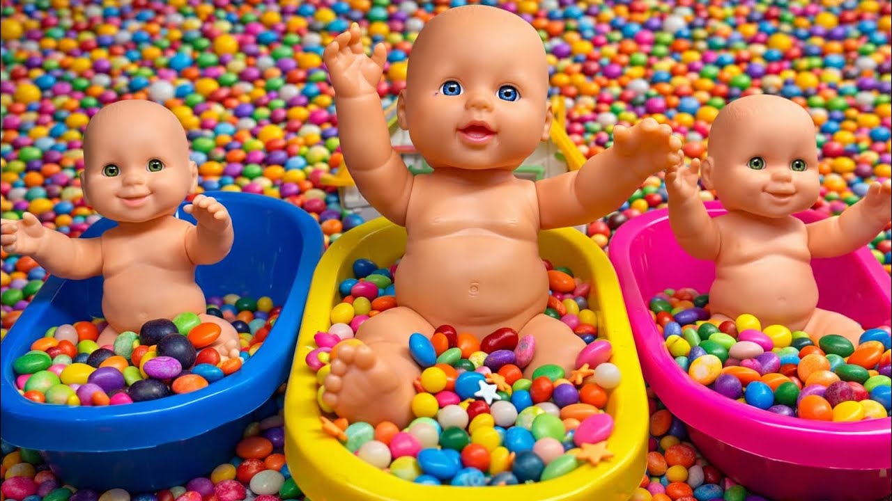 Full of 3 Rainbow BathTubs Candy with M&M’s &magic slime cutting video/ ASMR Chocolate and Lollipops