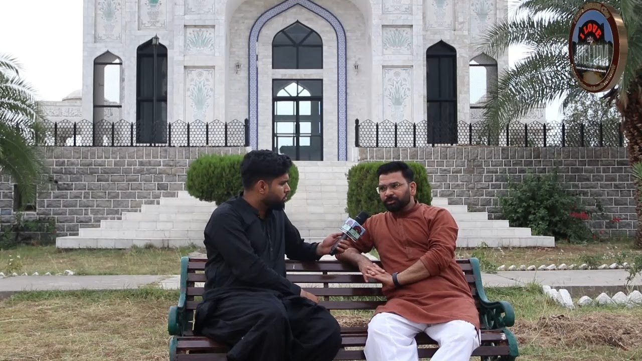 Aisy Badshah ka mzaar Jhelum mein hai jo 4000 Sipahi  le kar Hindstan k 150 Rajaon se larny gya