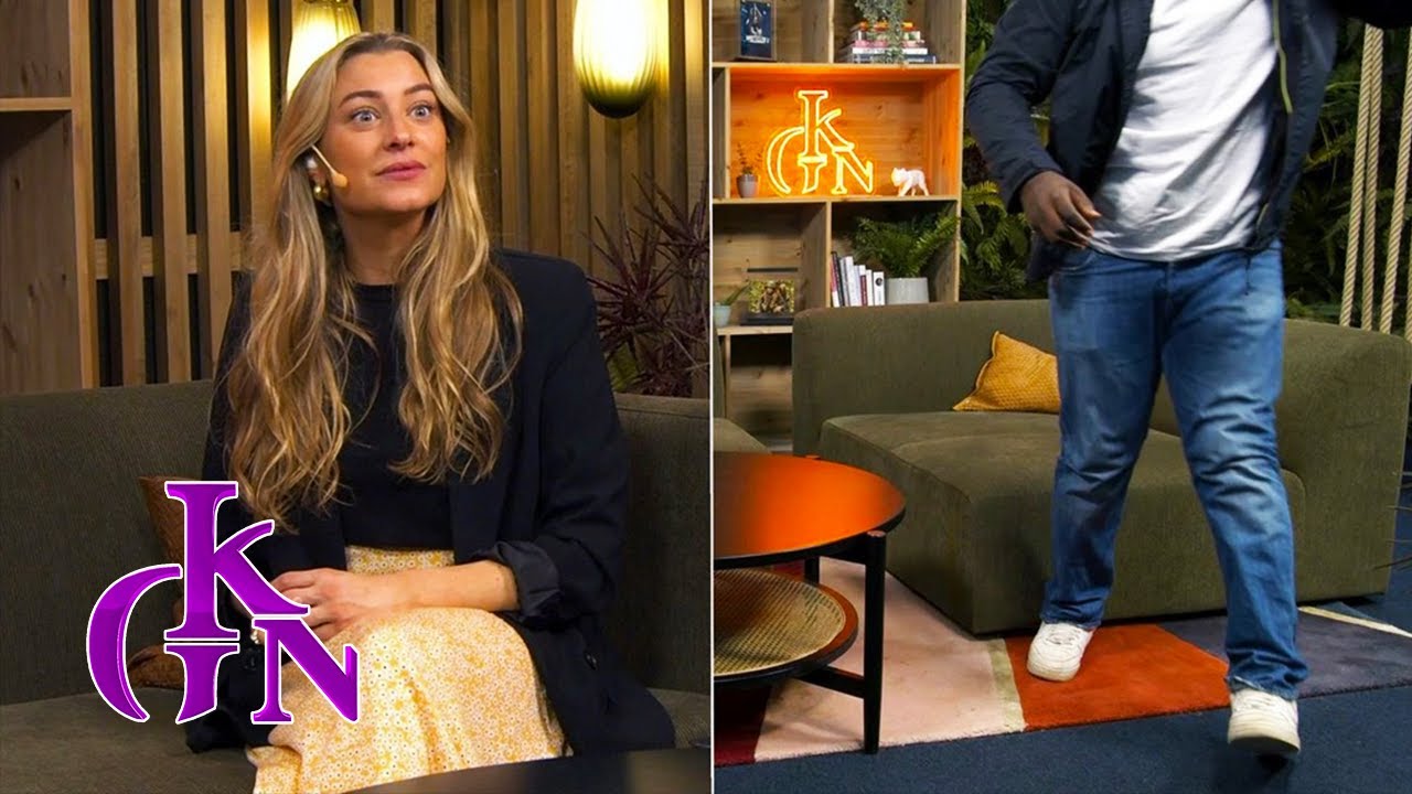 Her stormer artisten ut av studio midt under intervjuet