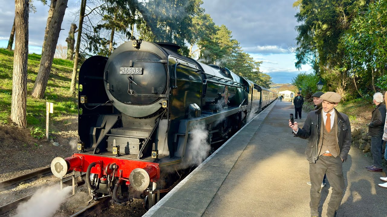 Gloucestershire & Warwickshire Railway ride (2025) - Cheltenham Racecourse to Broadway