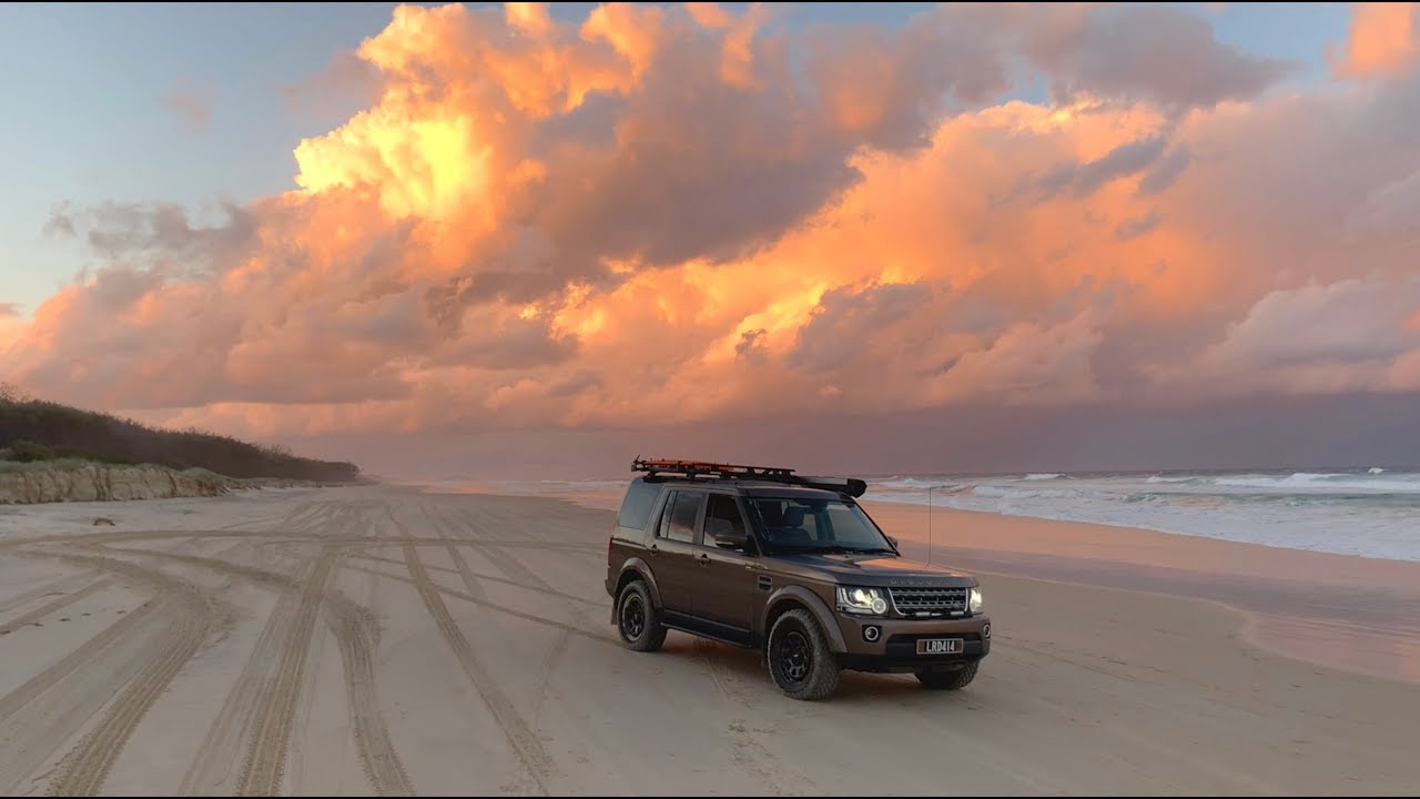 Moreton Island Long Weekend. Land Rover Discovery 4 (LR4)