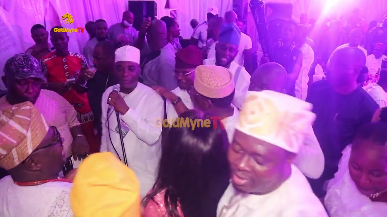 WATCH HOW PASUMA AND K1 DE ULTIMATE BATTLE ON STAGE WITH HOT PERFORMANCE