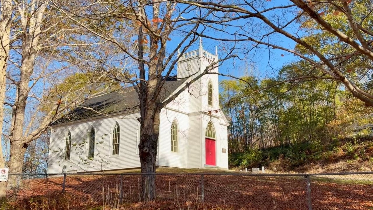 Fall Drive to Bear River Nova Scotia - Small Town Exploring