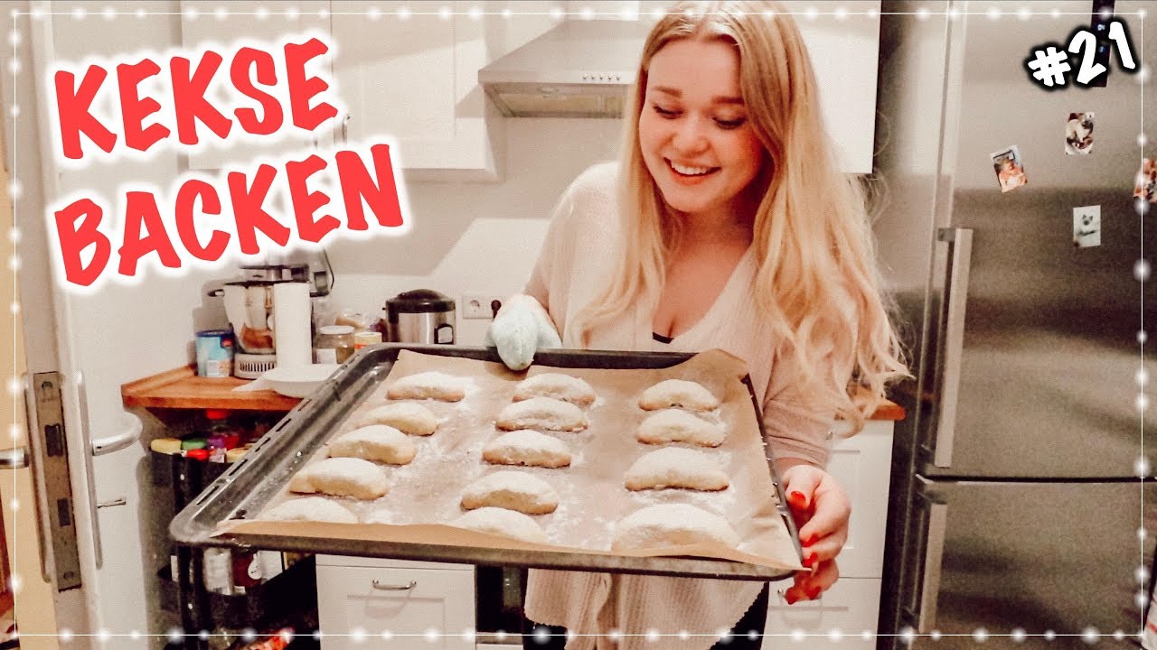 Backt Kekse mit mir | Vanillekipferl VLOGMAS #21 I Meggyxoxo