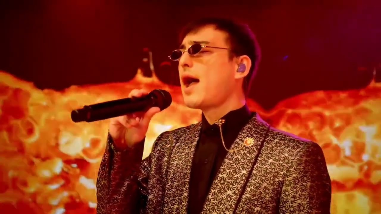 Joji - Mr. Hollywood (Extravaganza Version)
