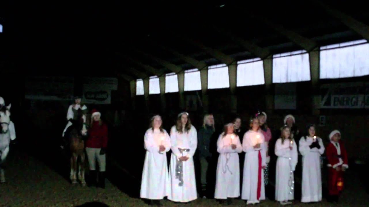Ridande lucia stall bokeslätt dec-10 full-hd