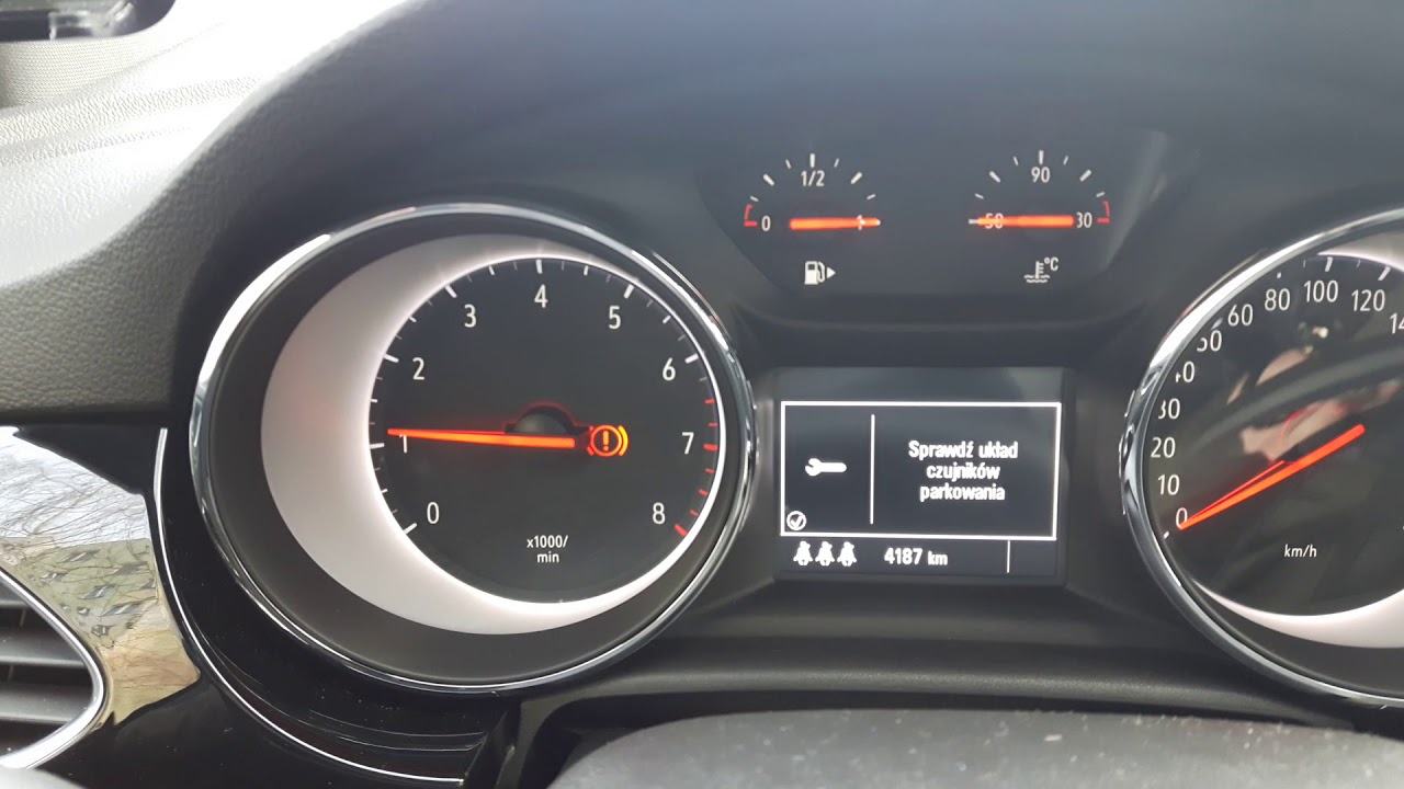 Opel Astra K 2017 - system ESC i czujniki parkowania - problemy na mrozie