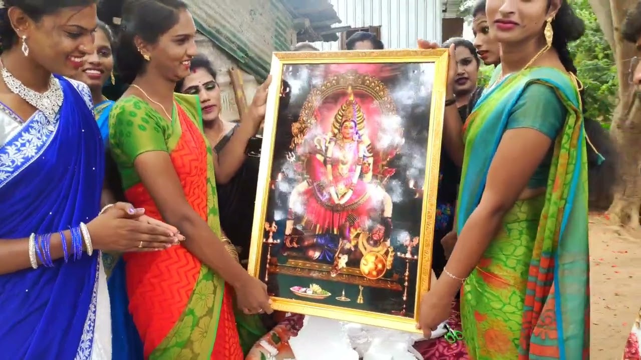 கோவை மீராவுக்கு வந்த மதுரகாளி போட்டோ