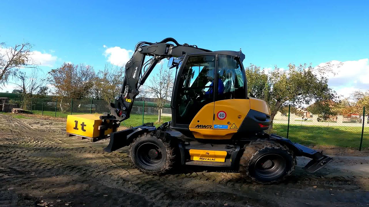 Test a Recenze - Mecalac MWR 11