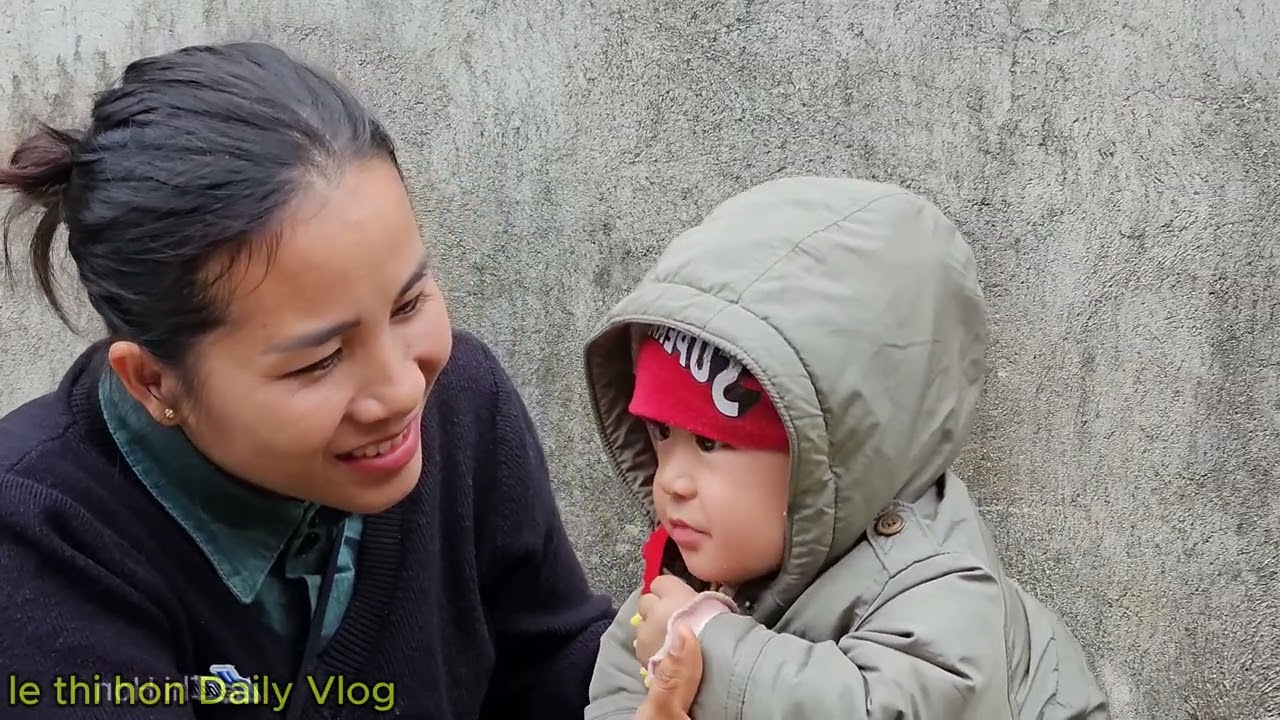 Single mother - Selling young pumpkins and completing a duck coop / Everyday life - Le Thi Hon