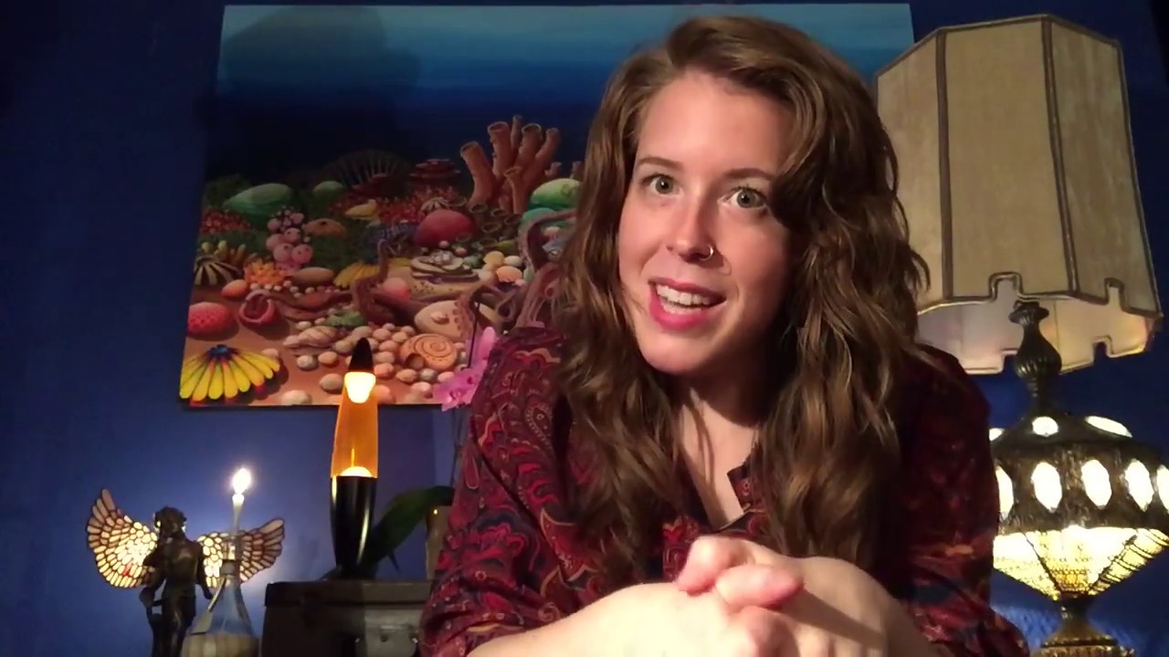 Living Room Sessions Ep. 1: Hillary Watson of The Pairs